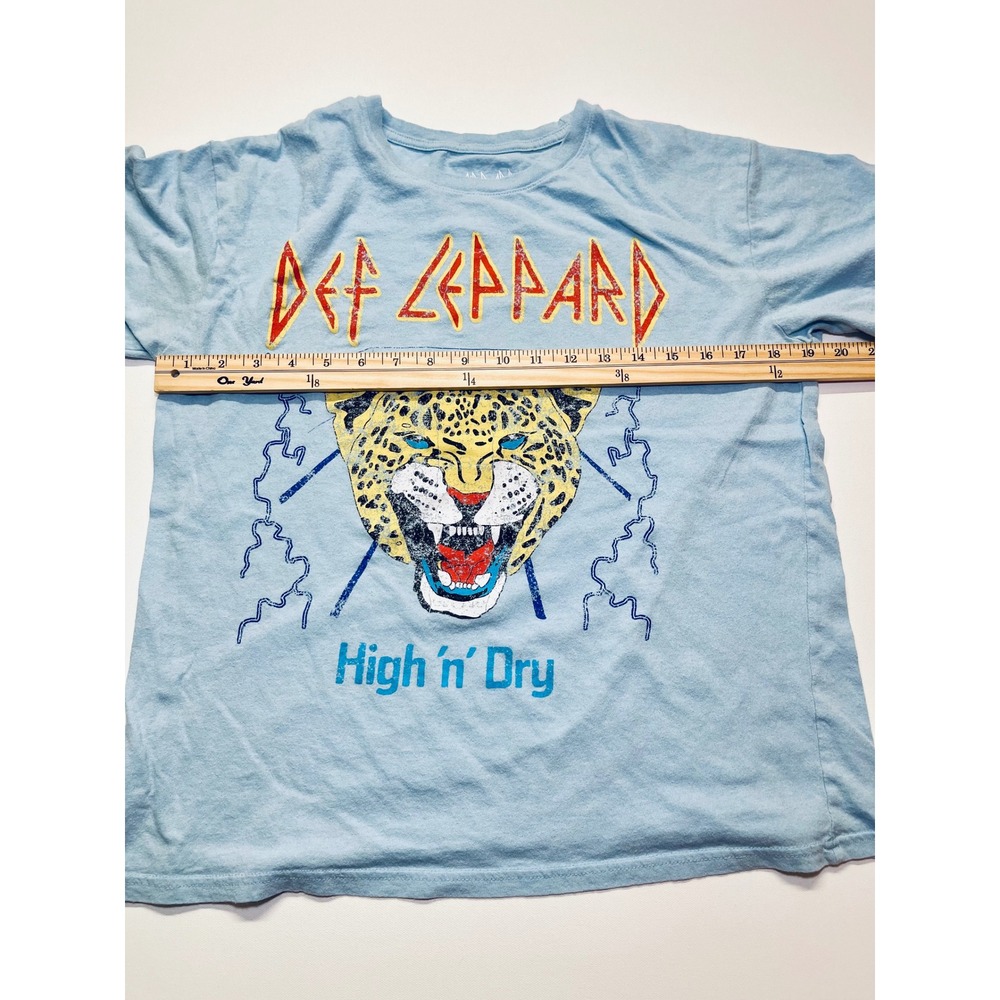 Def Leppard High n Dry Graphic T Shirt Light Blue Rock n Roll Medium 0335 - Picture 4 of 7